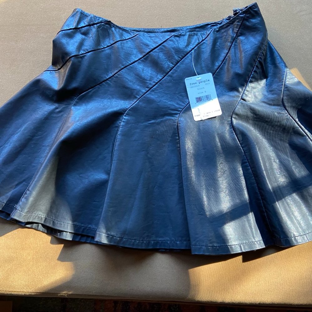 "Free People" Black Leather-Looking Short Skirt - Size 8